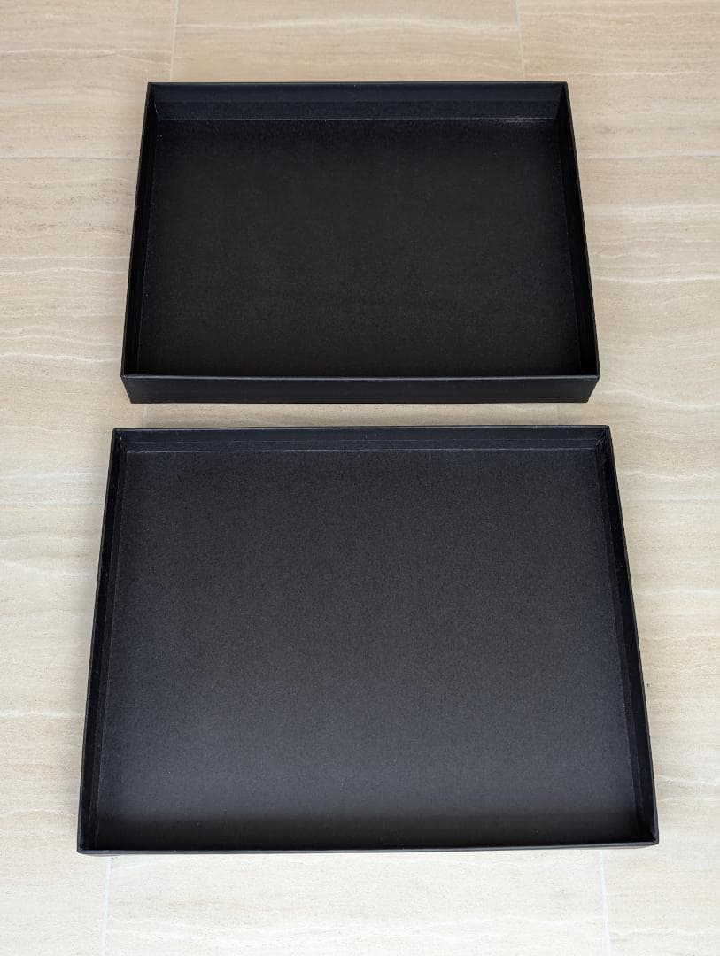 シャネル　CHANEL　アクセサリー入れ　ケース　空箱　デニム地　ベロア　黒