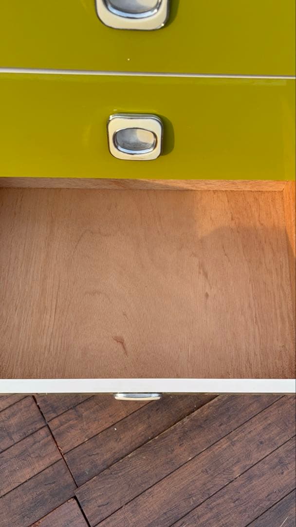 昭和レトロ レトロポップ 木製チェスト 丸型取っ手金具 6段 オリーブグリーン