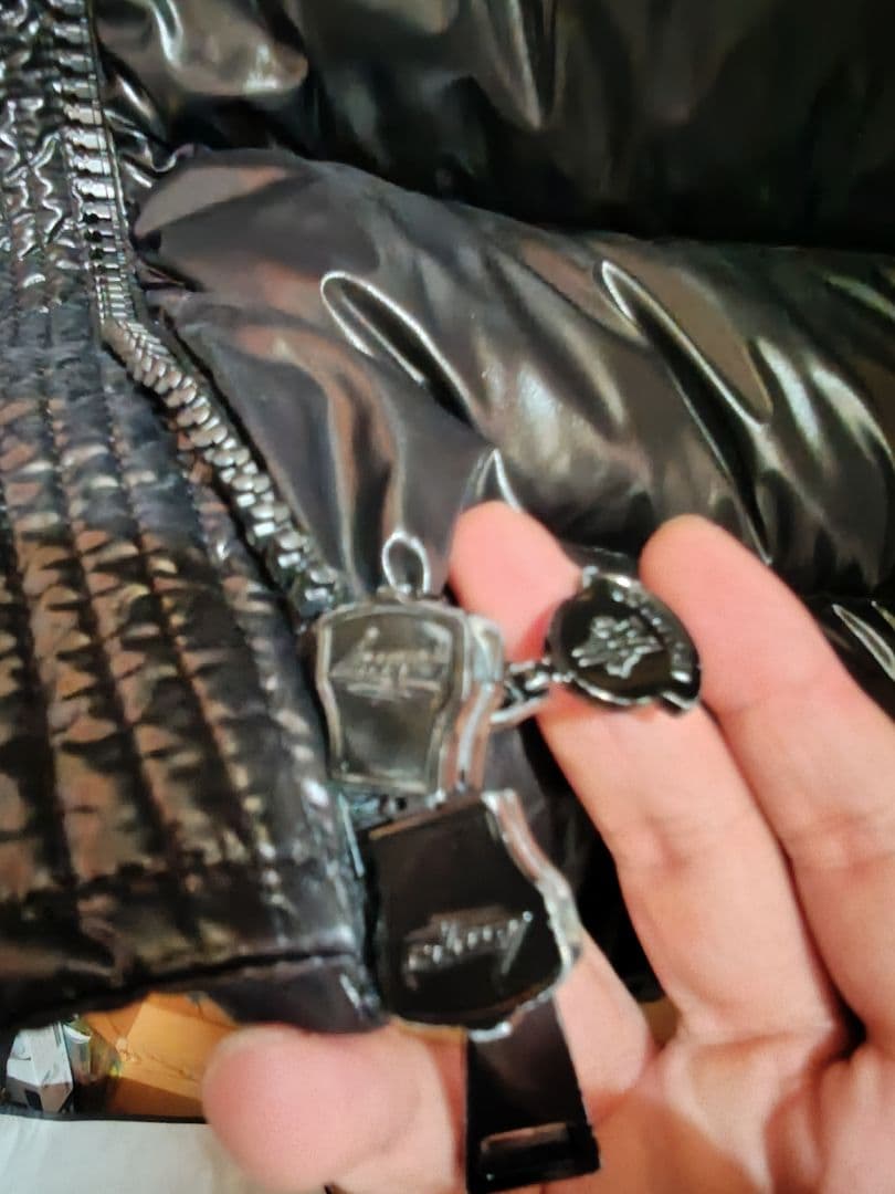 れいこさま　43万美品備品付　モンクレール　aphroti