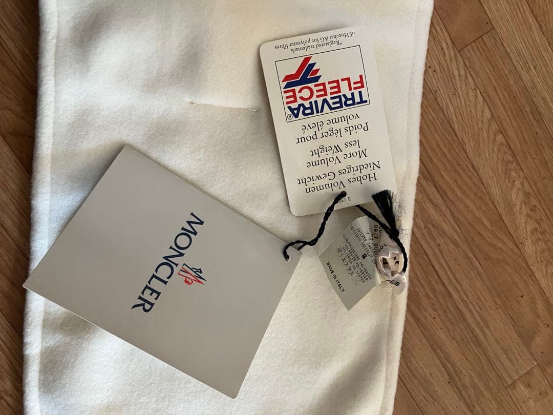 rock.and.roll.もん モンクレール　フリースマフラー