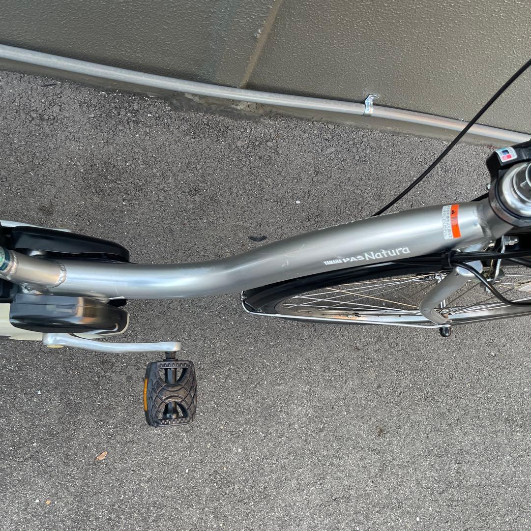 ヤマハ電動アシスト自転車26インチ シルバー