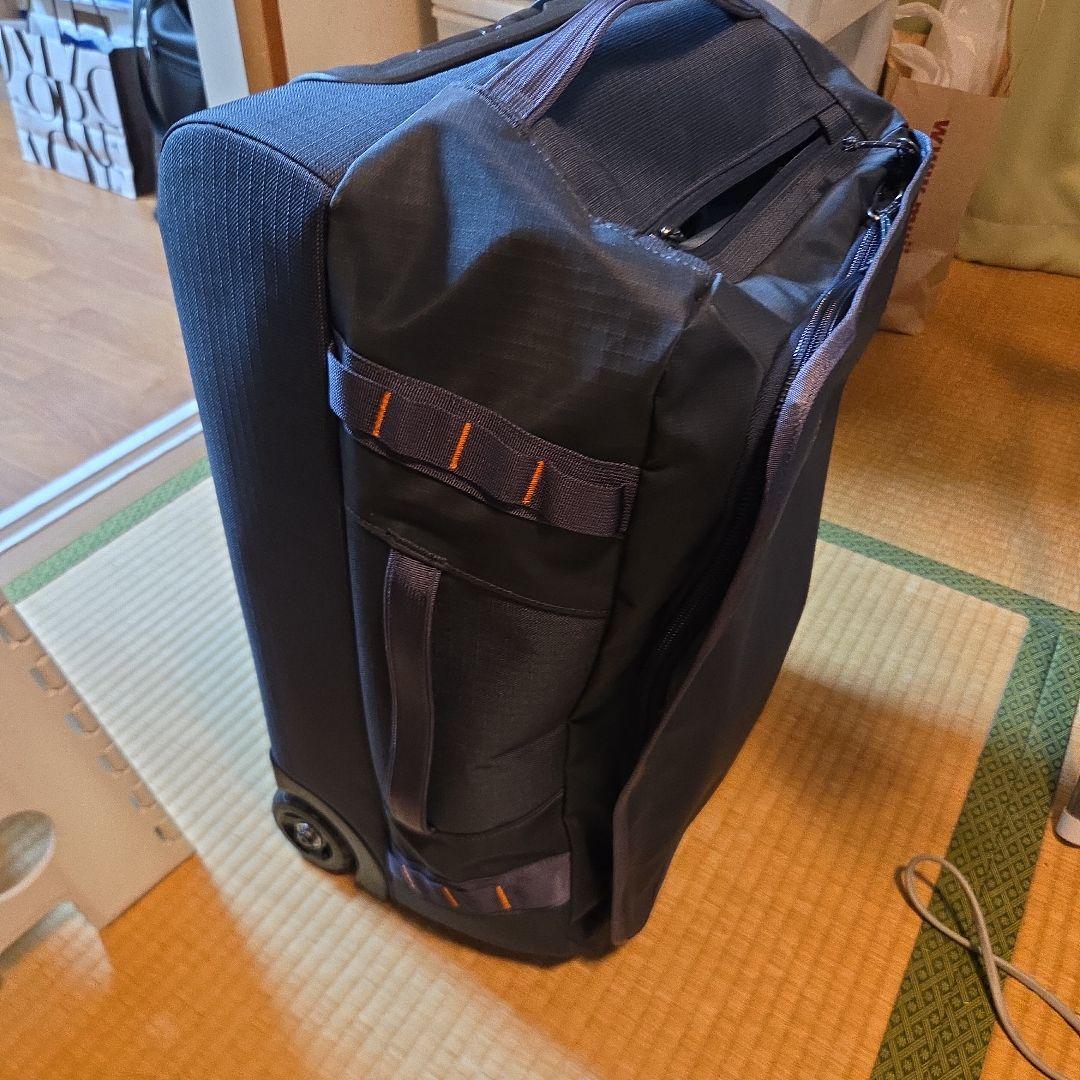 patagonia ブラックホール　ウィールド　ダッフル　4０L