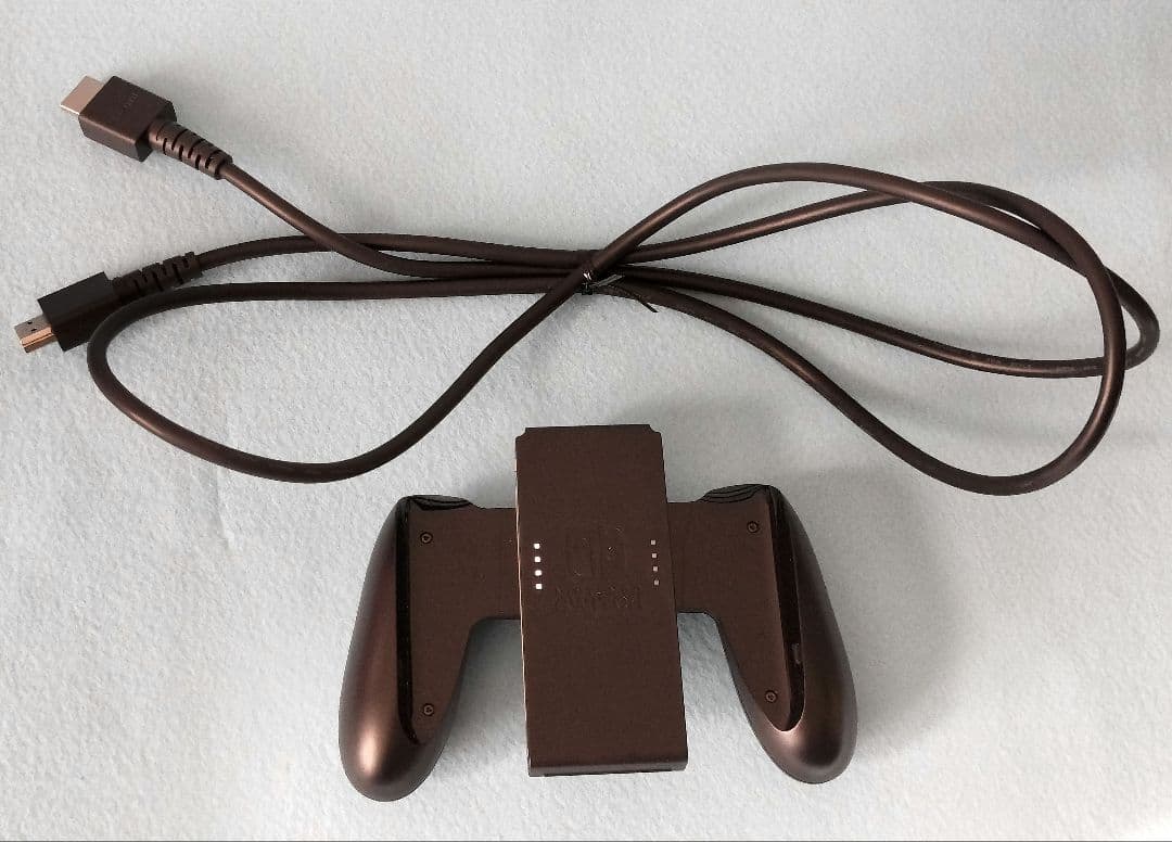 【美品・付属品完備】Nintendo Switch 有機ELモデル本体　ケース付