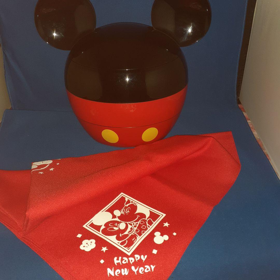 美品ミッキーお正月お重風呂敷付き