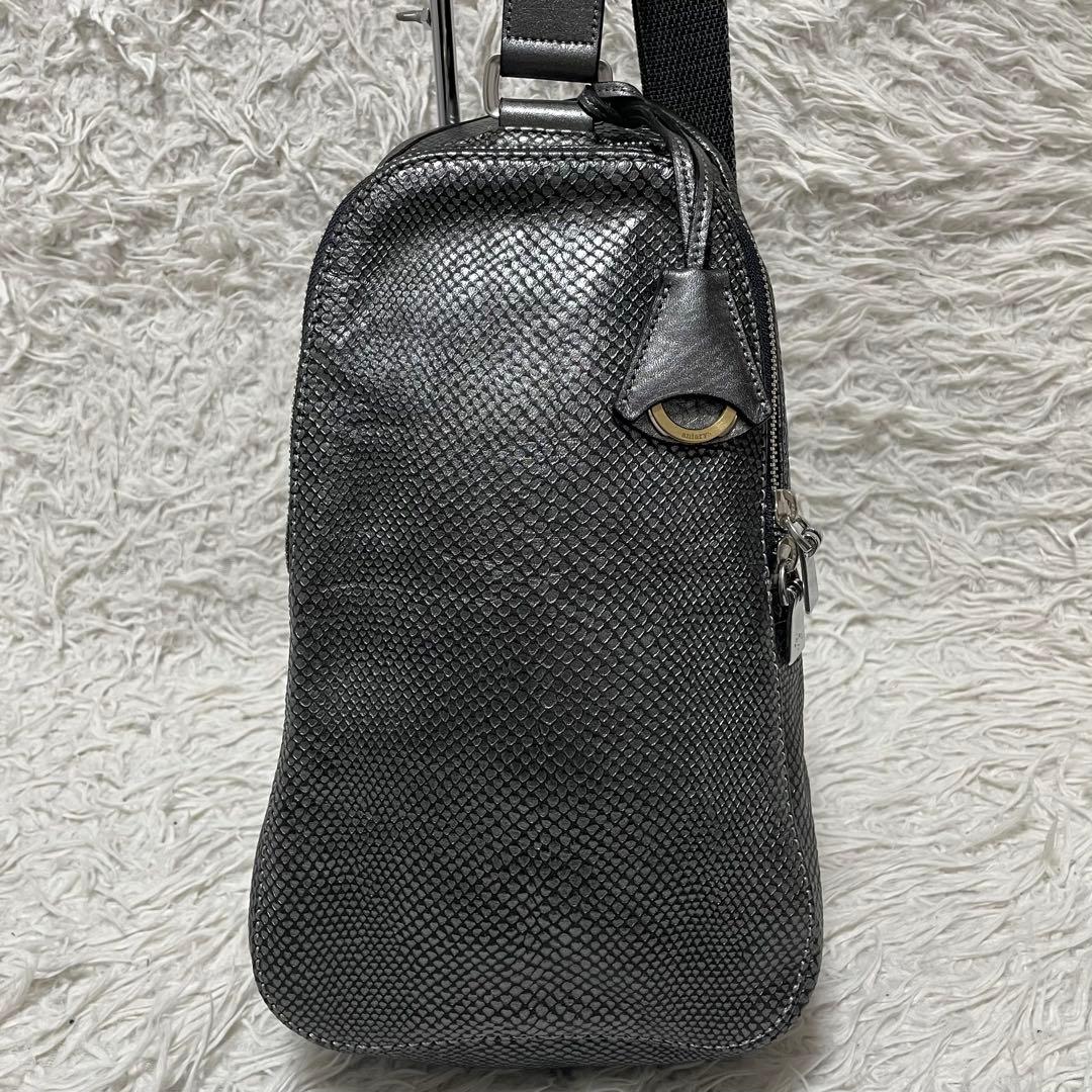 未使用✨️aniary アニアリ パイソン スネーク ボディバッグ シルバー