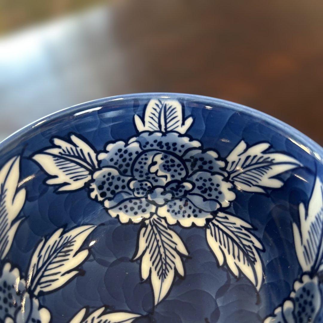 新春SALE 有田焼　源右衛門　染め付け　青い牡丹花柄の陶器飯碗2個セット