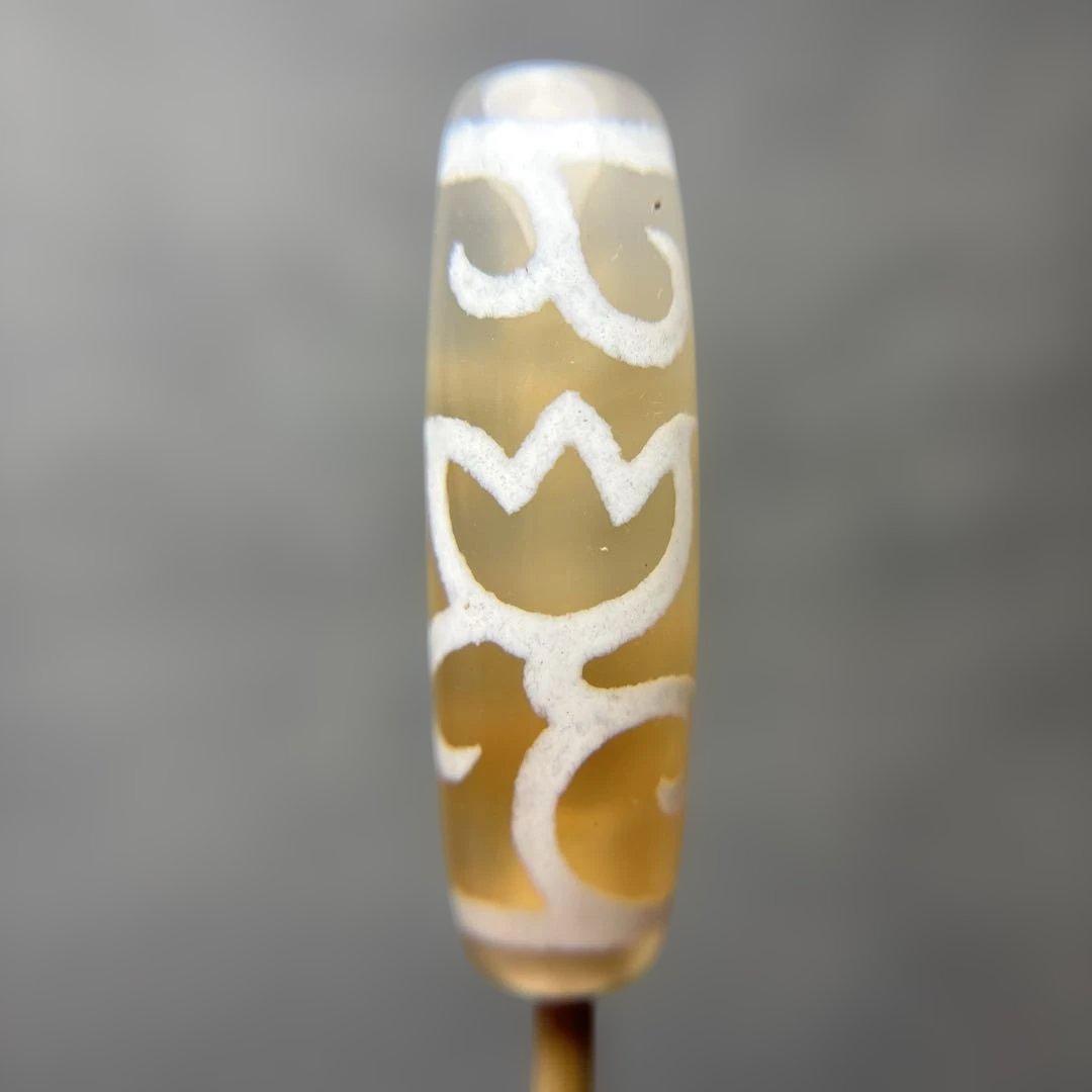 玉髄　水蓮花天珠　12-9