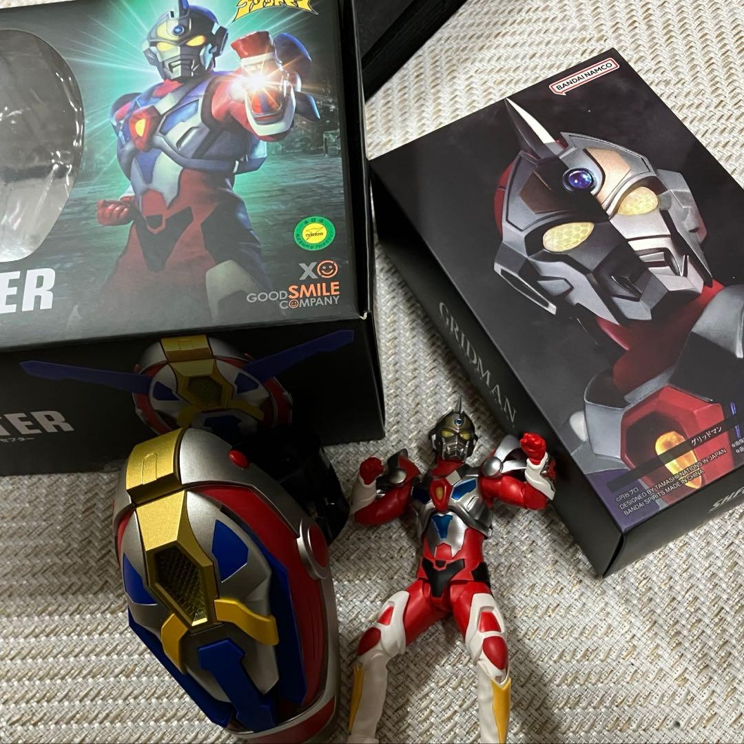 電光超人グリッドマン　1/1スケール　アクセプター　真骨彫グリッドマン　セット