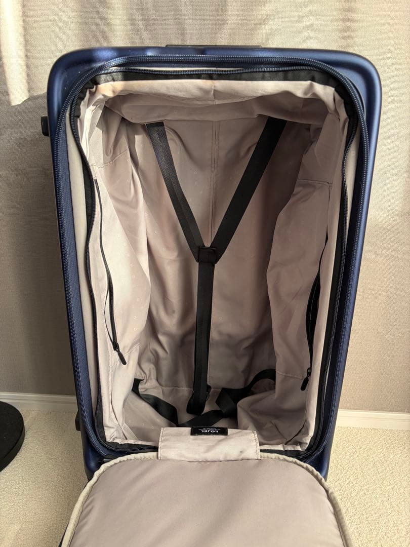 【値下】LOJEL Cubo-S ネイビー キャリーケース 縦