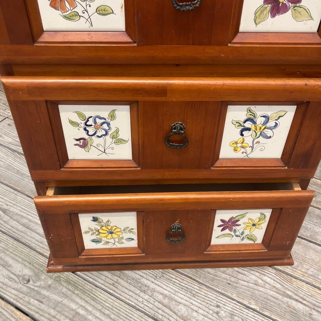 北欧レトロ 花柄タイル張り 木製チェスト 4段タンス カントリー 古家具