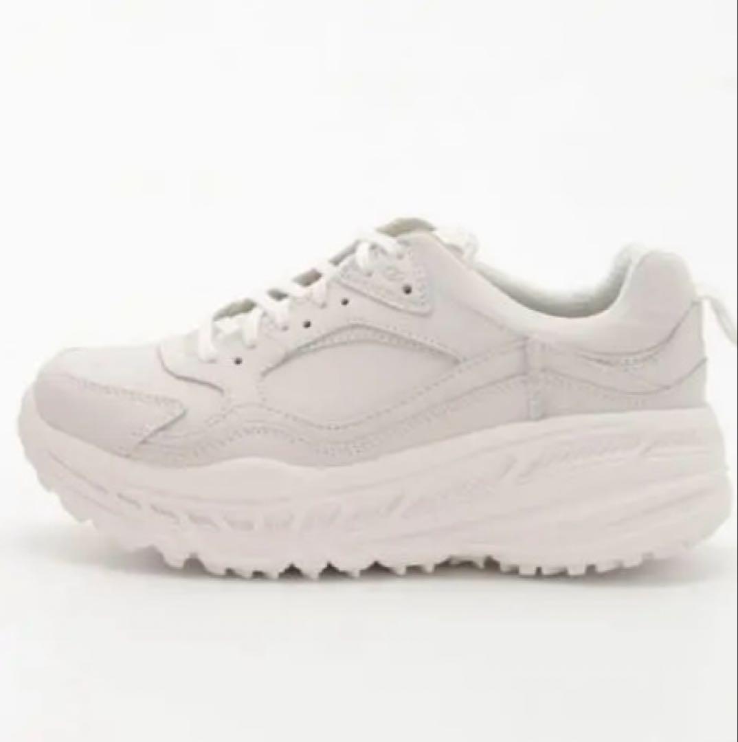 靴 UGG CA805 WHITE NUBUCK