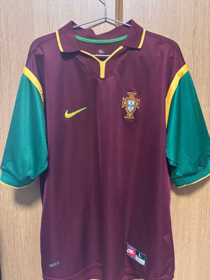 Nike ポルトガル代表 L-XLサイズ シャツ