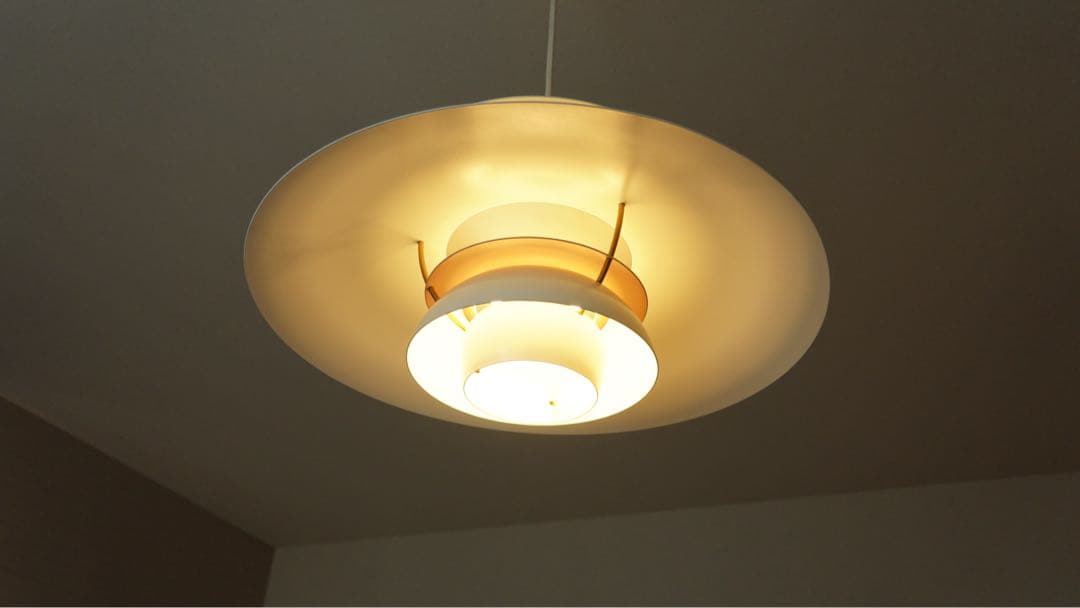 ph5 ルイスポールセン　アクタス　ホワイト　ヤマギワ　ペンダントライト