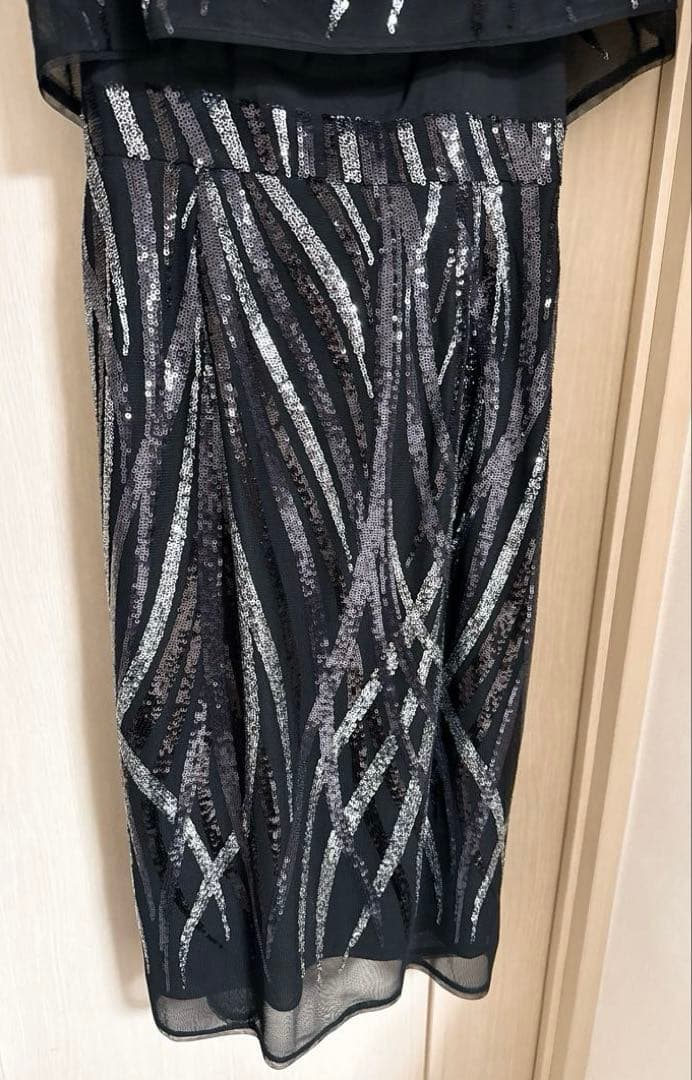 BCBGMaxAzriaチャコール スパンコール オーバーレイ パーティードレス