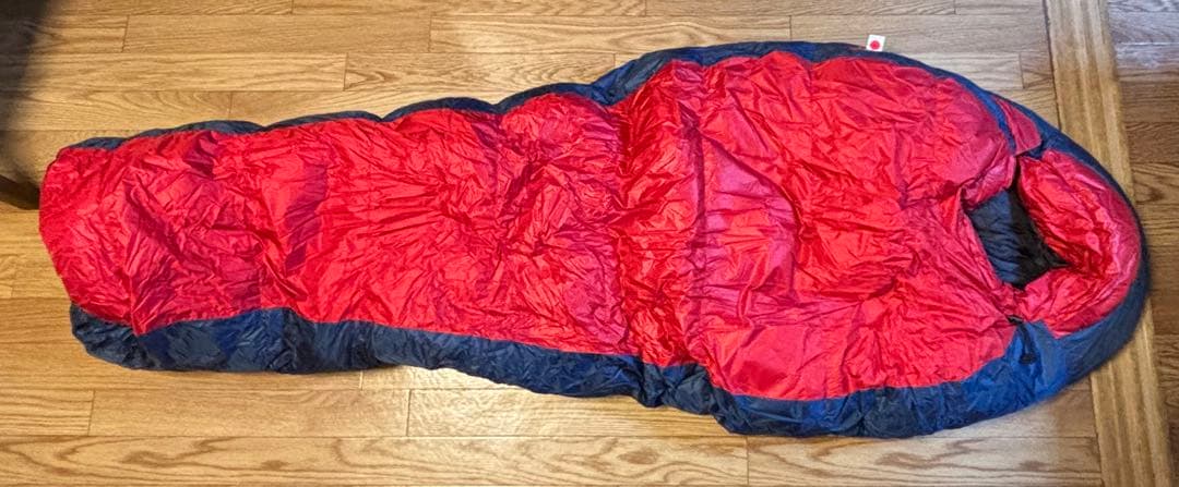 NANGA オーロラライト 900DX Sサイズ 寝袋 シュラフ 赤/青 厳冬期