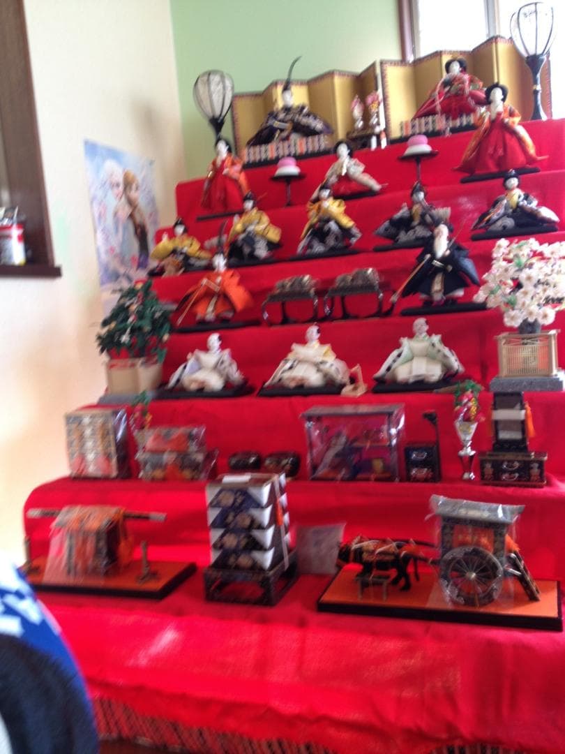 7段飾りのひな人形・大切にしていただけるお嬢様へ