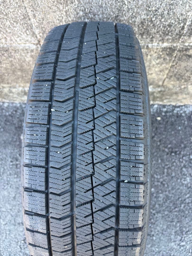【ＪＵＮ喜 】175/16R14 スタッドレスタイヤVRX2 ②