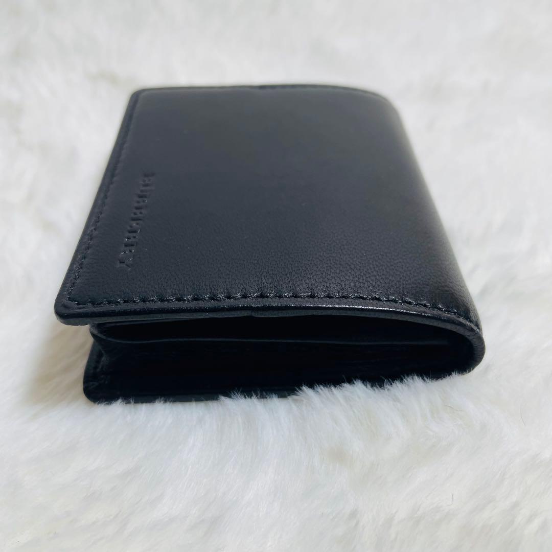 新品未使用品　BURBERRY　バーバリー　ケース　ノバチェックロゴ型押し
