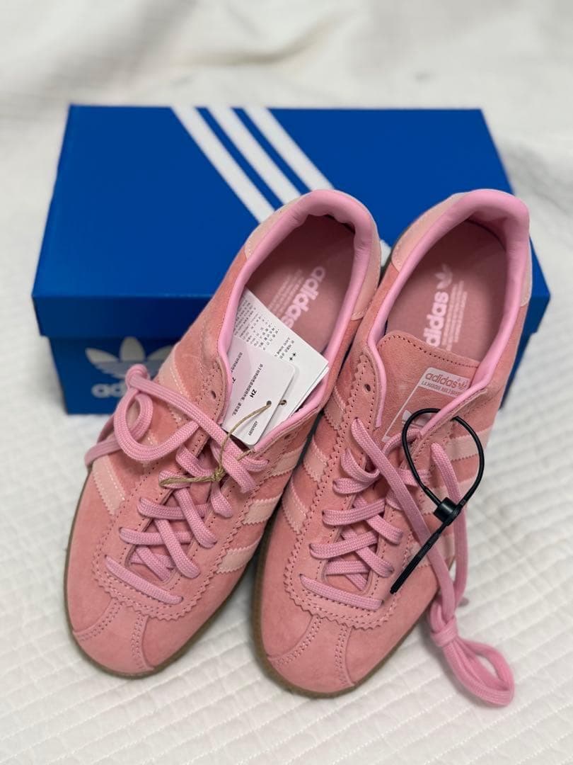 【新品未使用】24.0 韓国 adidas アディダス バミューダ ピンク