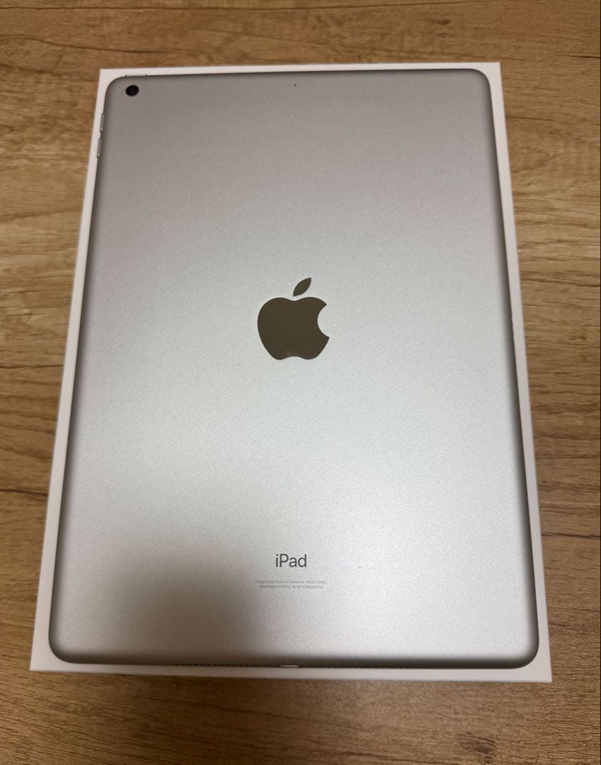 【最終お値下げ】Apple iPad (第9世代)64GB Wi-Fi シルバー