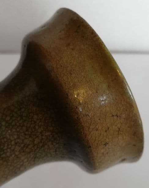 朝鮮　青磁鐵畫唐草紋瓶