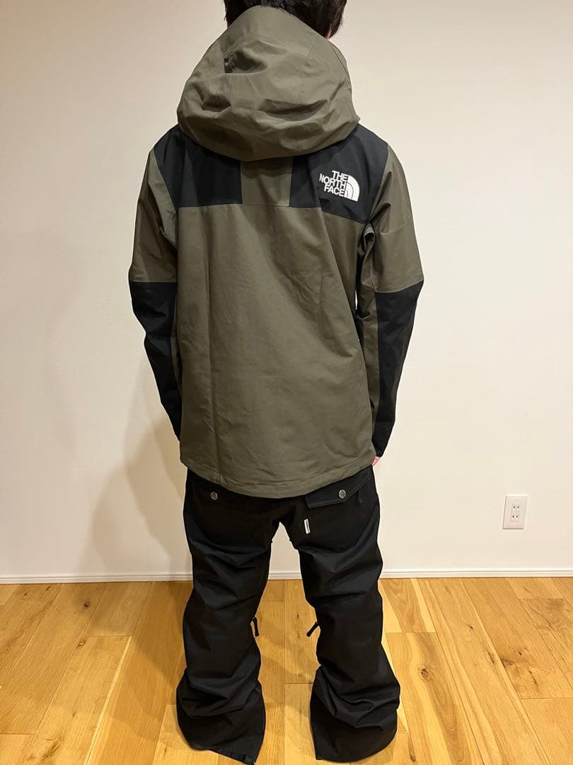 THE NORTH FACE スノーボードウェア Mサイズ　上下　ゴアテッテクス