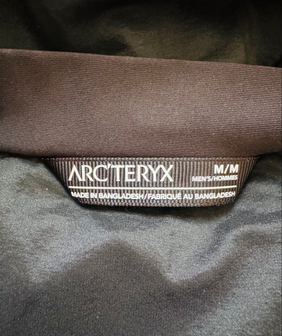 ARC'TERYX アトムAR サイズM 22年製　アークテリクス