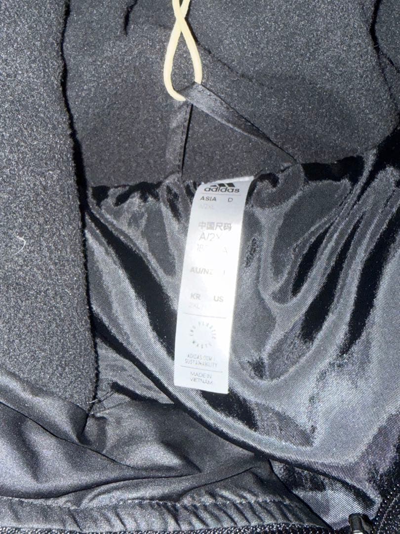 アキコ　希少！3XL！adidas ベンチコート