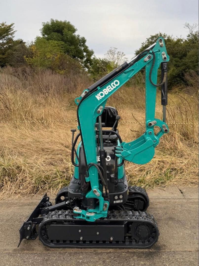 ☆KOBELCO☆SK005☆可変脚☆パターン変更可☆ブレーカー配管☆ライト新品