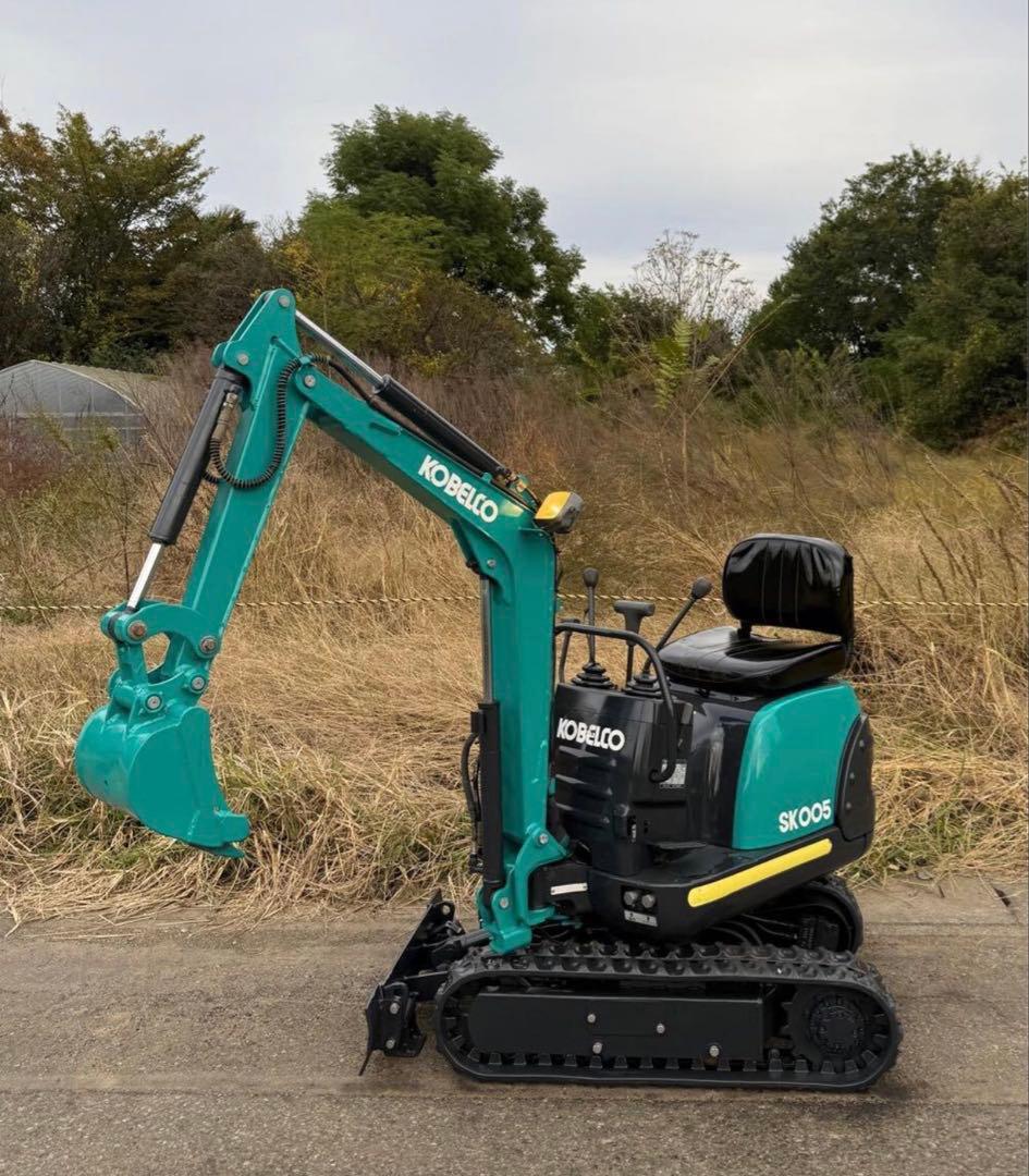 ☆KOBELCO☆SK005☆可変脚☆パターン変更可☆ブレーカー配管☆ライト新品