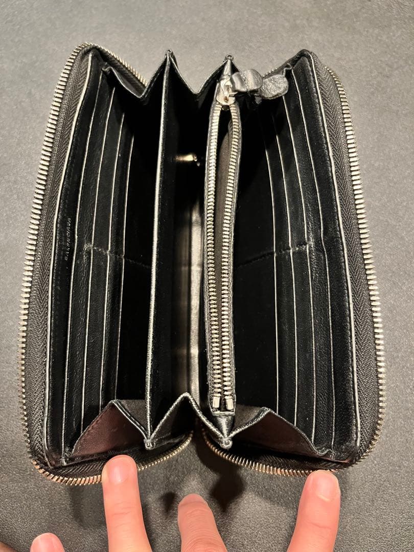 美品　バレンシアガ　ラウンドジップ長財布　白ロゴ×ブラックレザー