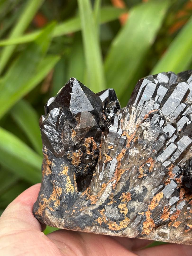 モリオン　黒水晶　キャンドルクォーツ　クラスター 893g 姿が美しい　天然石