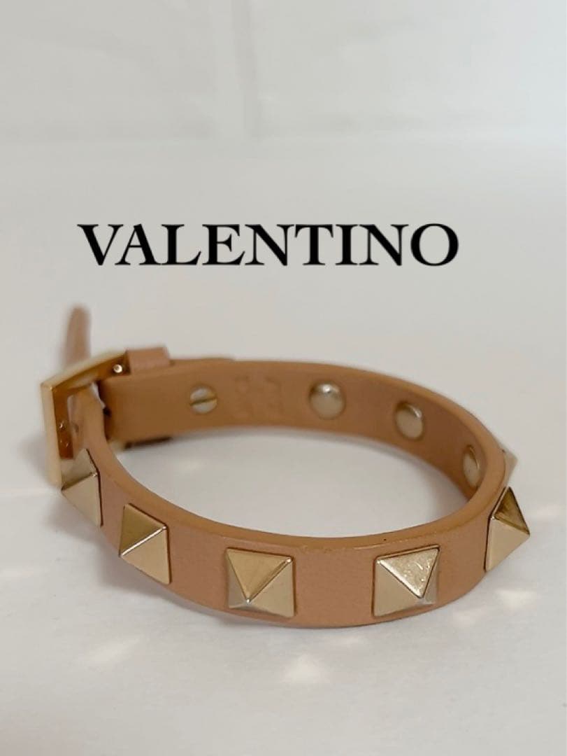 ヴァレンティノ　VALENTINO ブレスレット　スタッズ