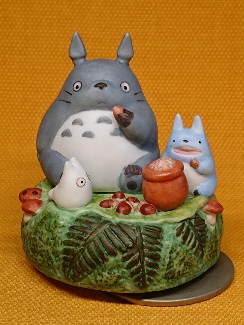 ジブリ　となりのトトロ　オブジェ　置物　インテリア　工芸品　美術品　A2704