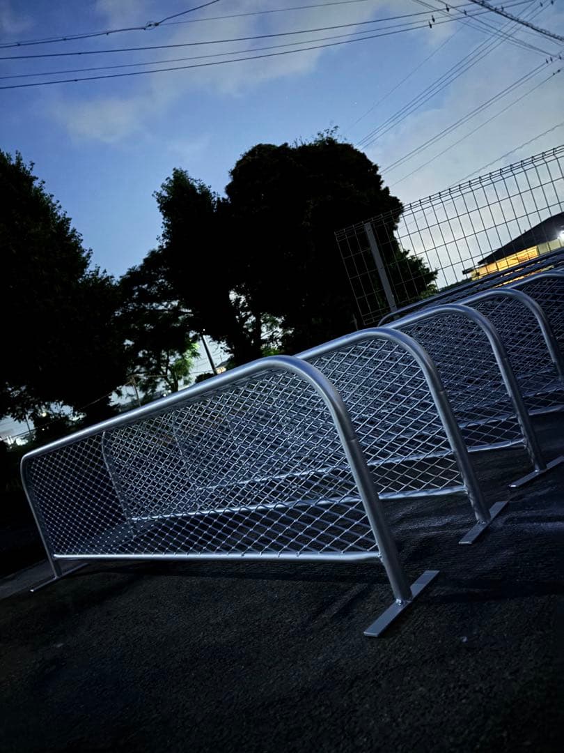 マーシアン アメリカンフェンス風　バリケード1200×400シルバー