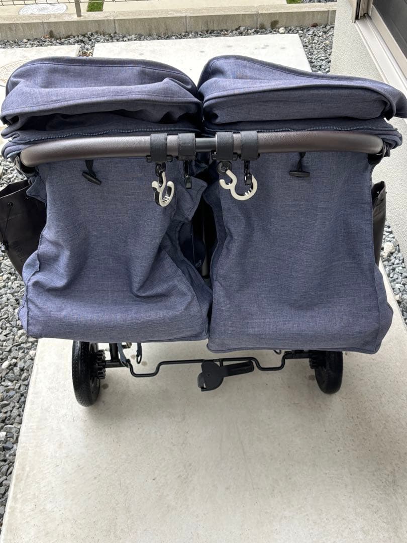 AIRBUGGY ココダブル　双子ベビーカー
