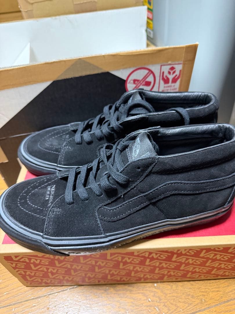 NEIGHBORHOOD × Vans Sk8-Mid 83 DX \"Black