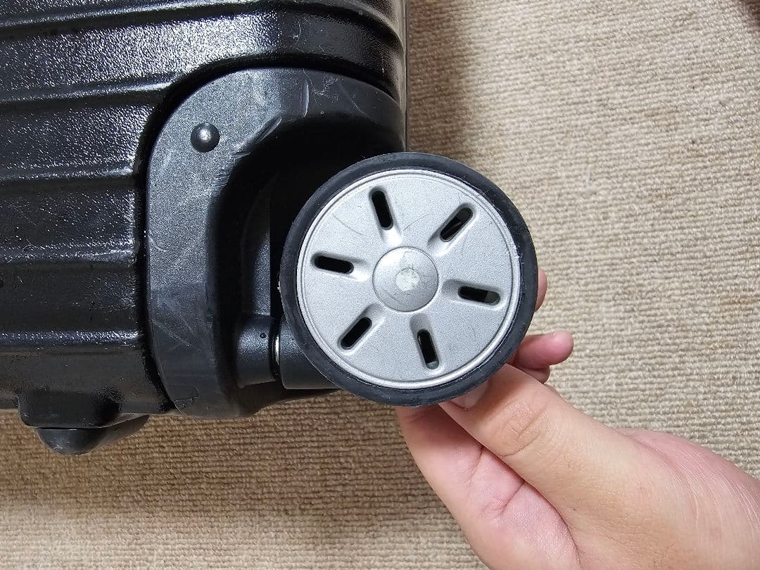 最終値下げ 送料無料！リモワ サルサ キャリーケース