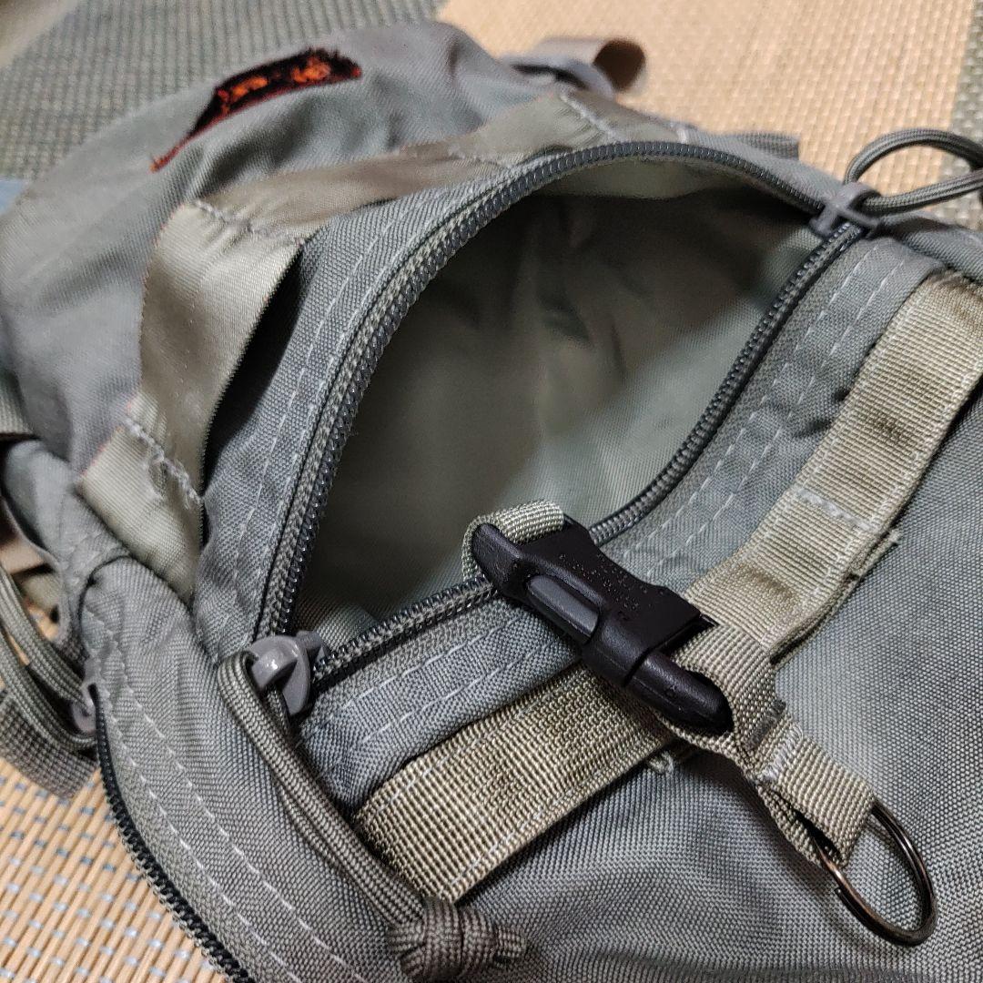 BRIEFING ブリーフィング FLIGHT LIGHT DROP POUCH