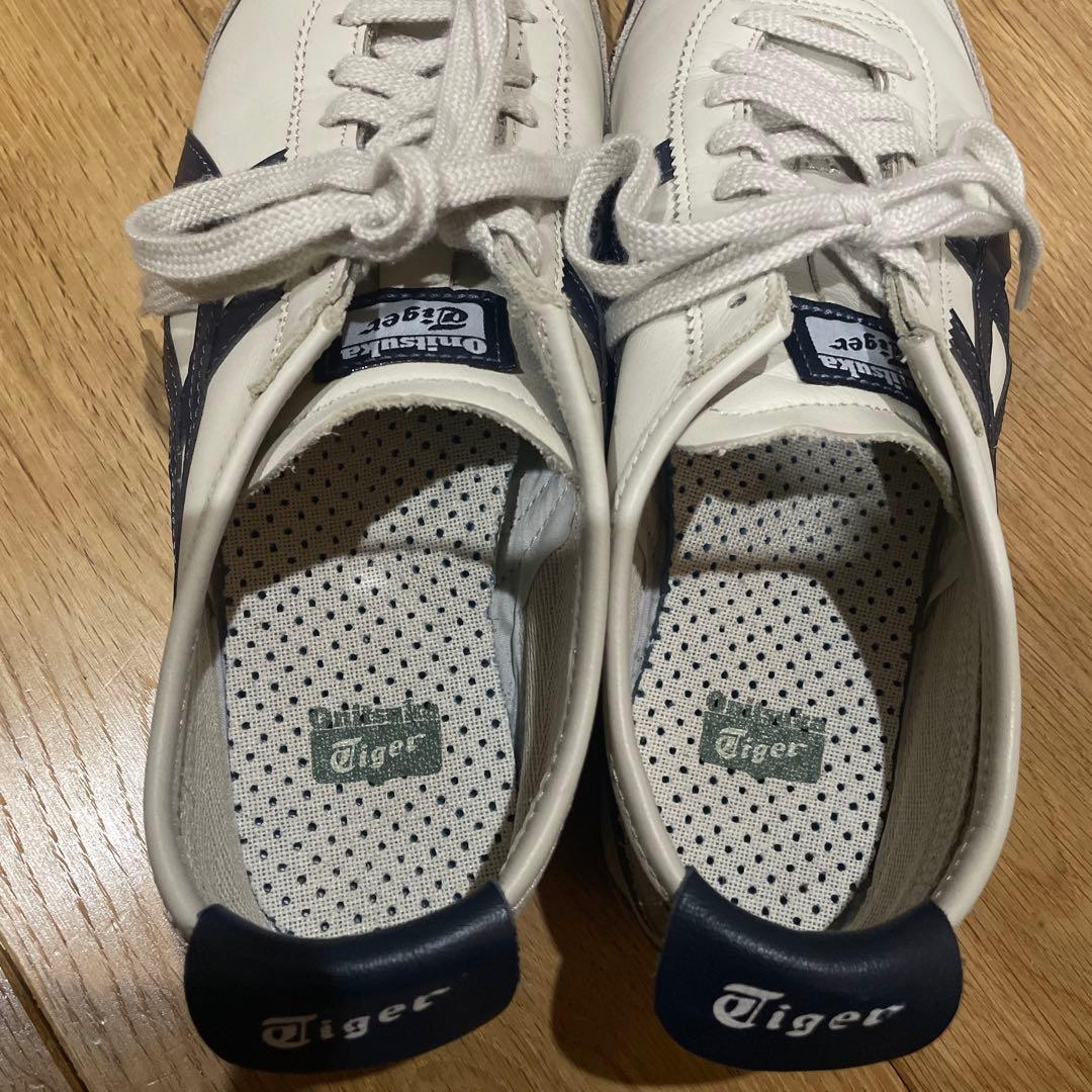 美品Onitsuka TigerオニツカタイガーMEXICO66 ネイビー27㎝
