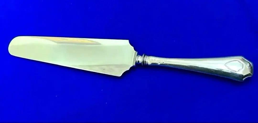 シルバーハンドルケーキサーバー(英国製)