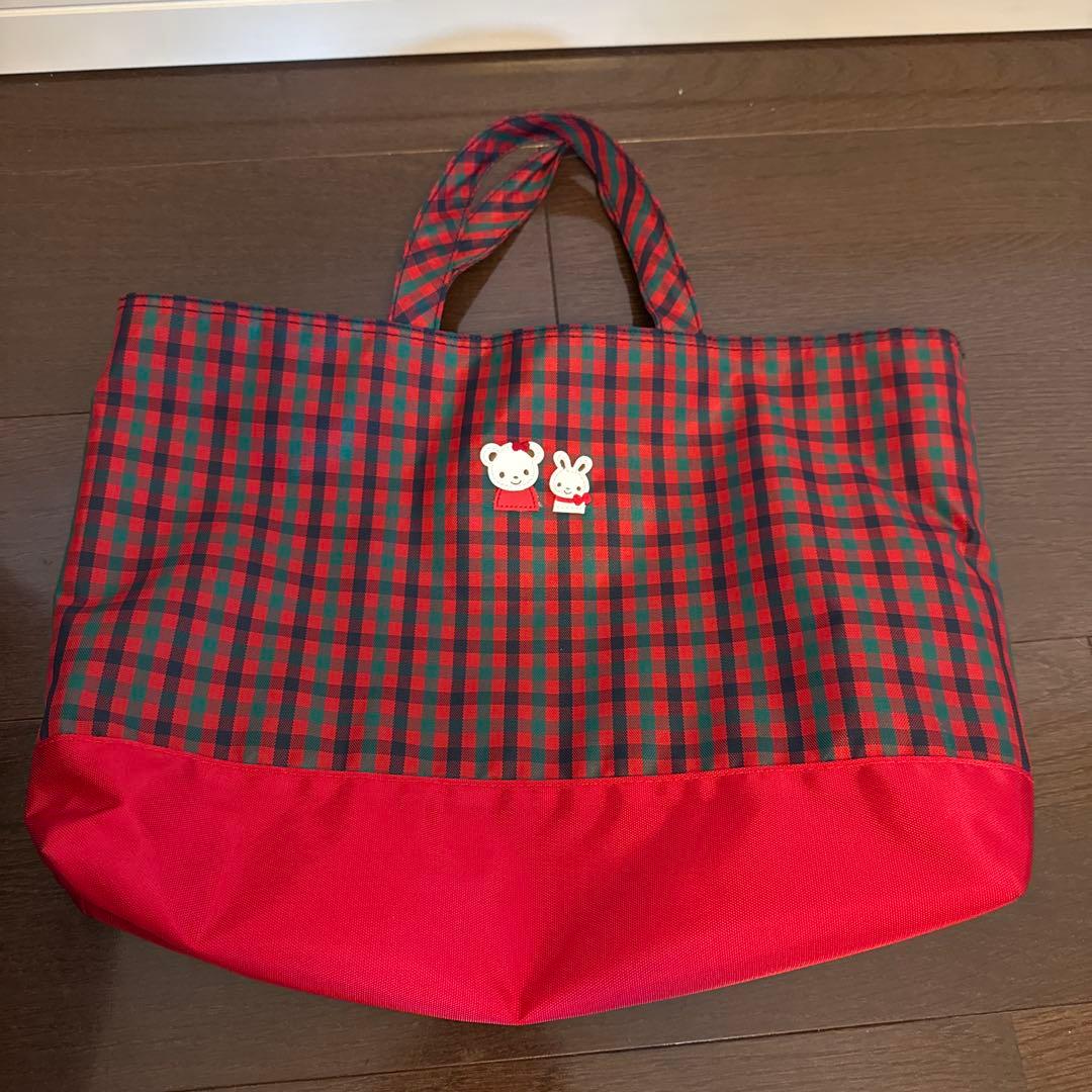 ファミリアチェックで人気のトートバッグ