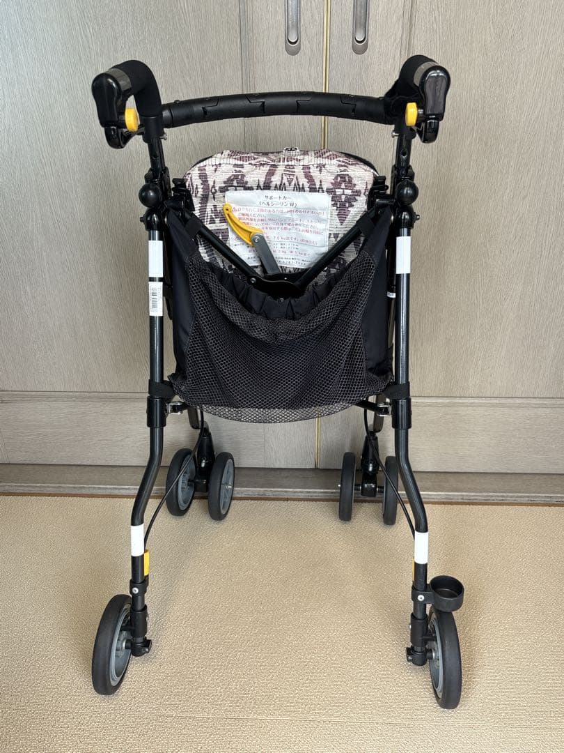 ウィズワン　歩行器　ヘルシーワン W　歩行サポート　コンパクト　軽量　小回り