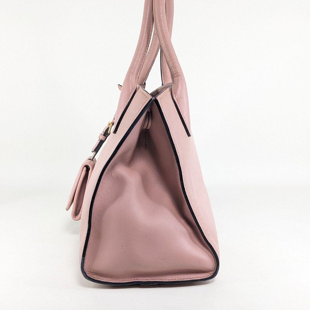 PRADA　プラダ　サフィアーノレザー　ハンドバッグ　トートバッグ　モノクローム