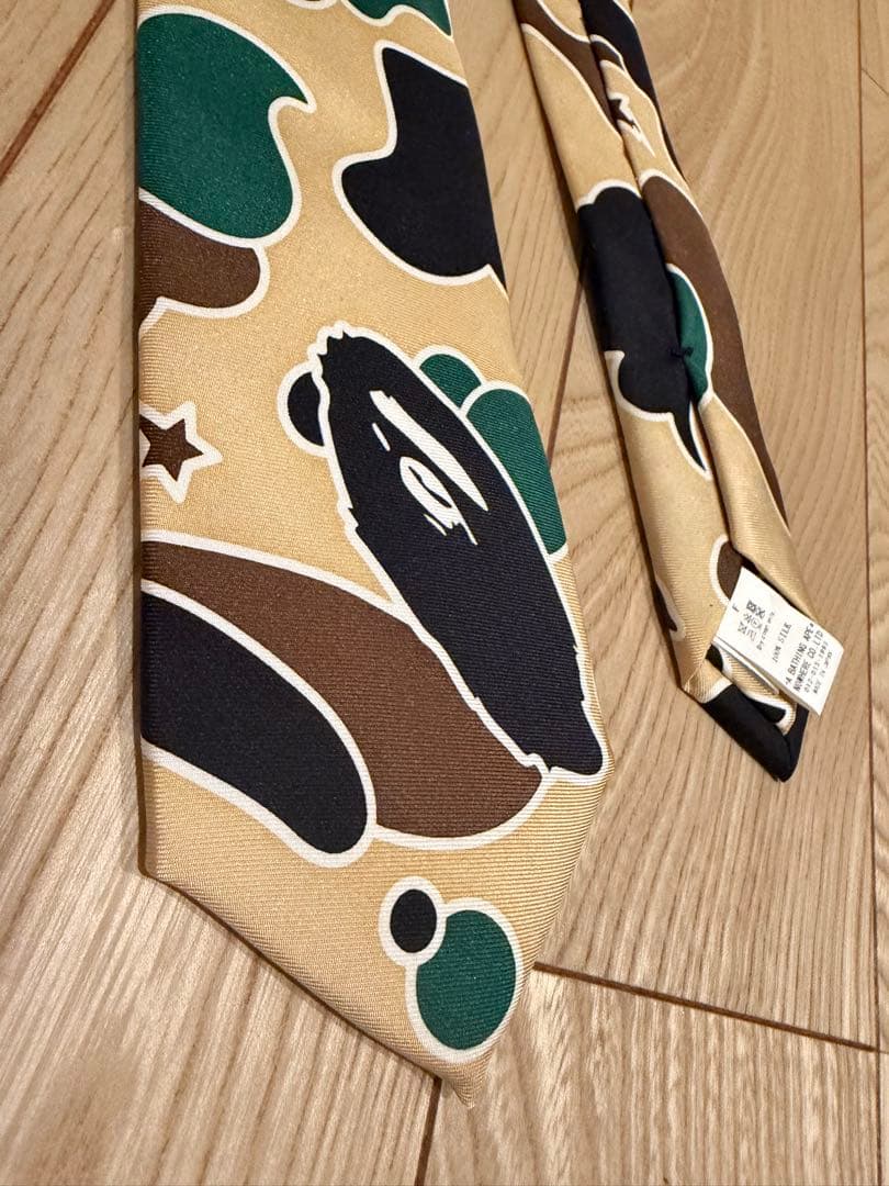 最終値下げ‼️A BATHING APE カモ迷彩ネクタイ