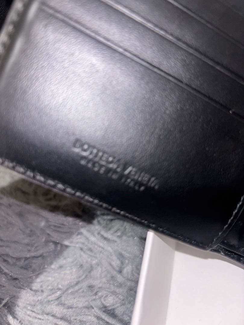 【新品】ボッテガヴェネタBottega Veneta パース付き二つ折り