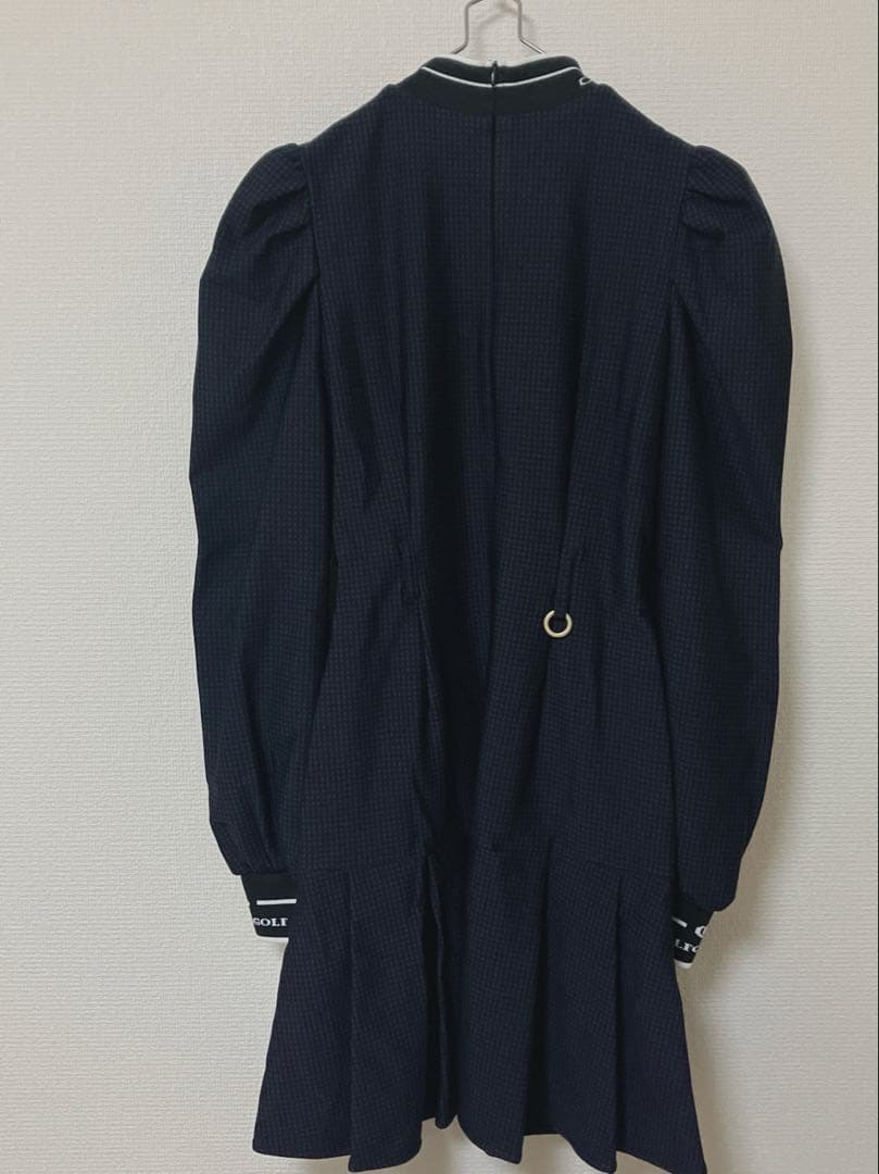 虹　完売品　新品　希少　セルフォード　ゴルフ　裏起毛ロゴデザインワンピース