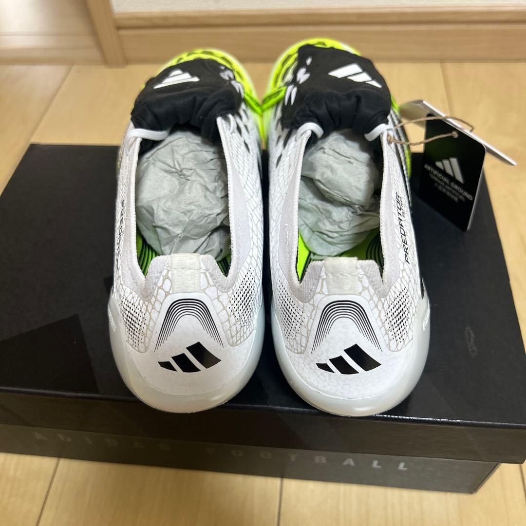 adidas/プレデターエリート/人工芝モデル