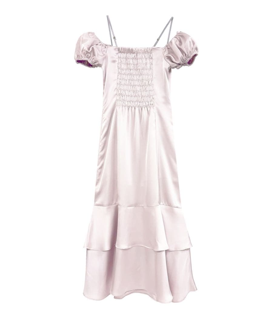 Rosé Muse irrehem o/s satin dress