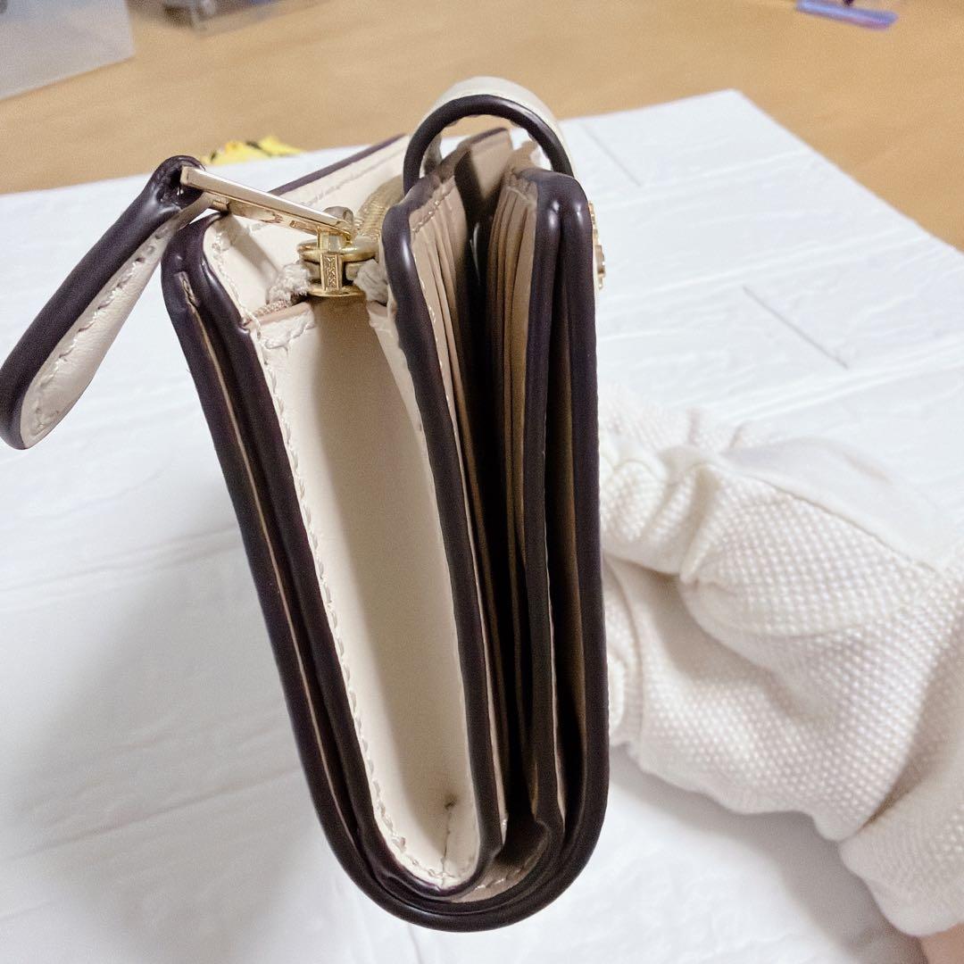 コーチ 二つ折り財布 シグネチャー ベージュ 白 coach